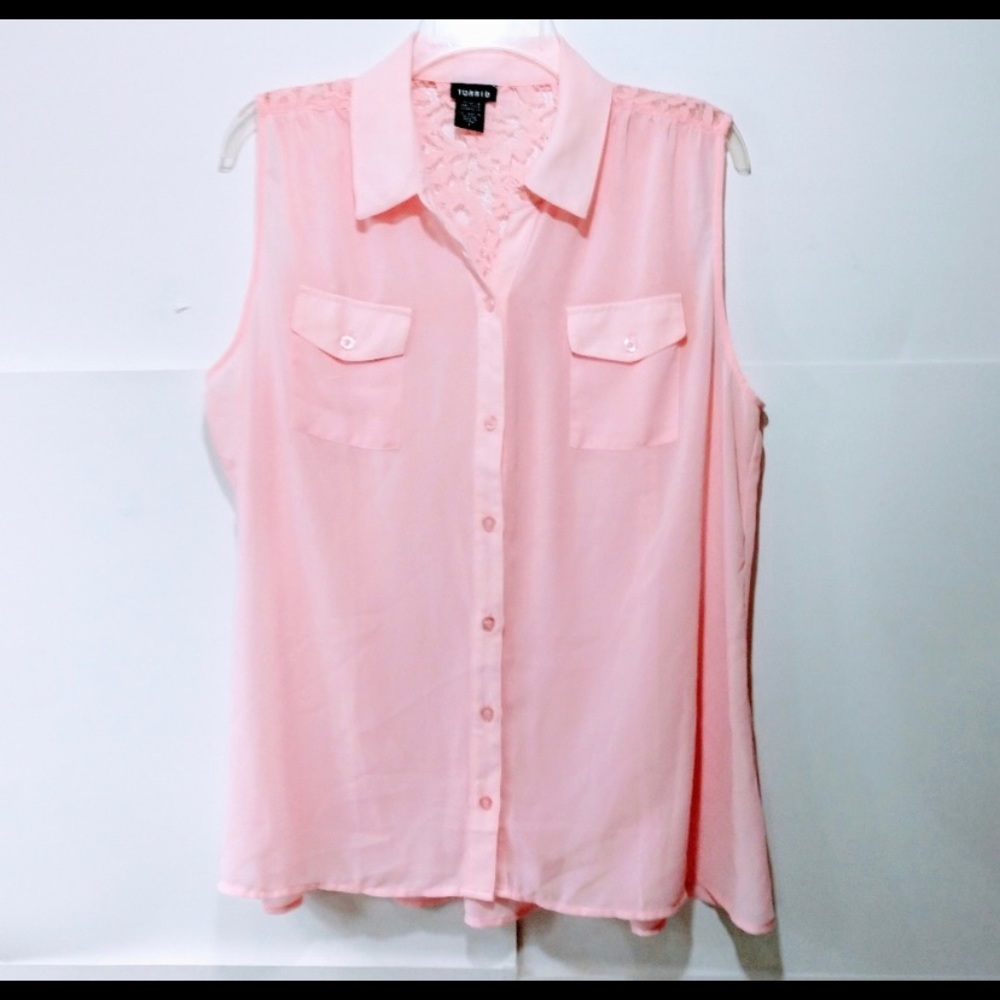 TORRID 1 rear lace top button 1X sleeveless pink